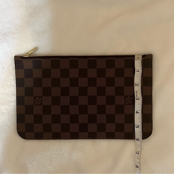 𝅺LOUIS Vuitton- Neverfull GM matching pouch /wallet- New condition - Picture 7 of 9